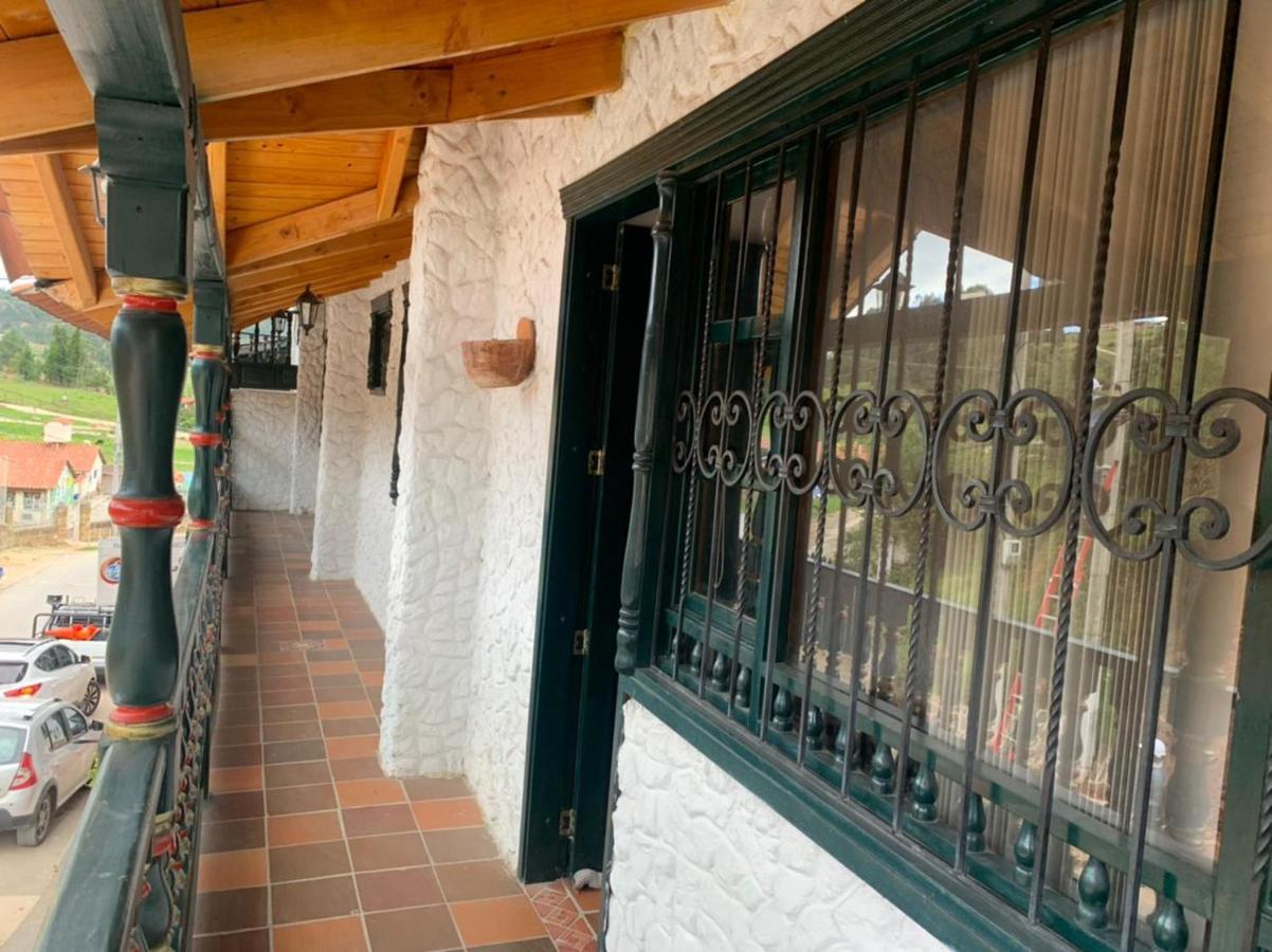 Hotel Lancers - Pantano De Vargas Paipa Boyaca Exterior photo